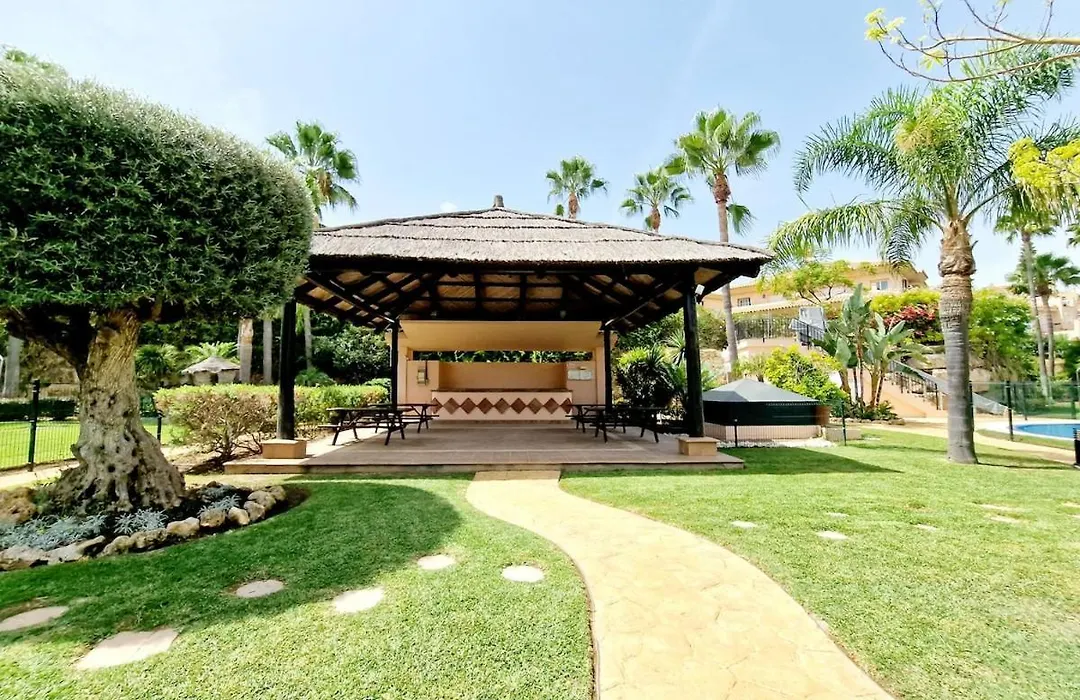 House 31 With Garden & Pool Los Flamencos, Mijas-1